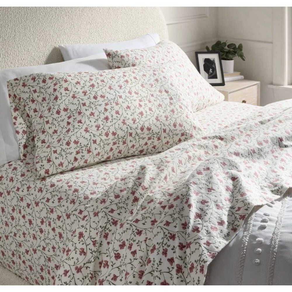 King Ultra Soft Flannel Sheet Set Ivory Floral - Threshold NEW